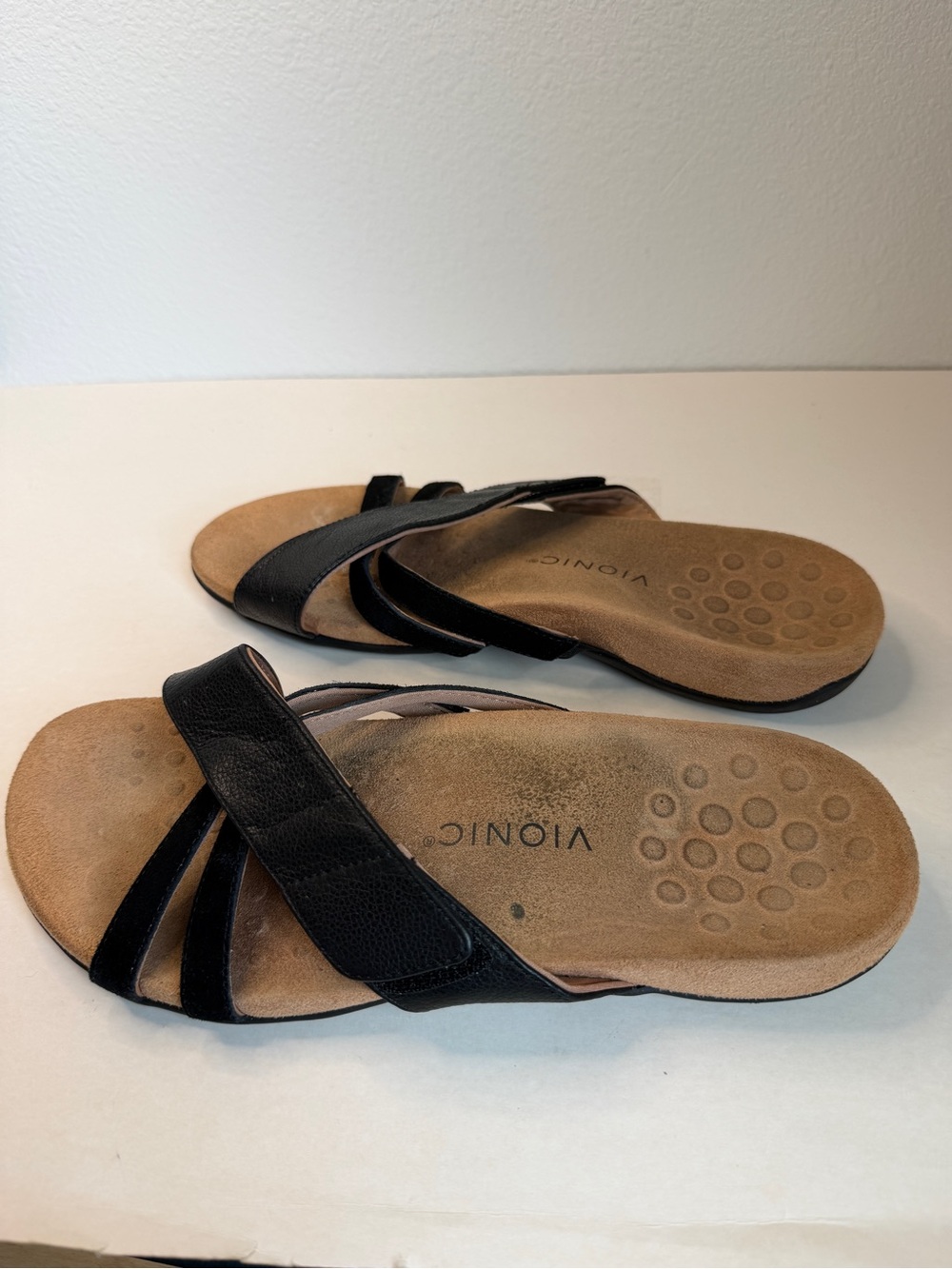 Vionic Black Leather Slip on Strappy Slide Sandals Size 11